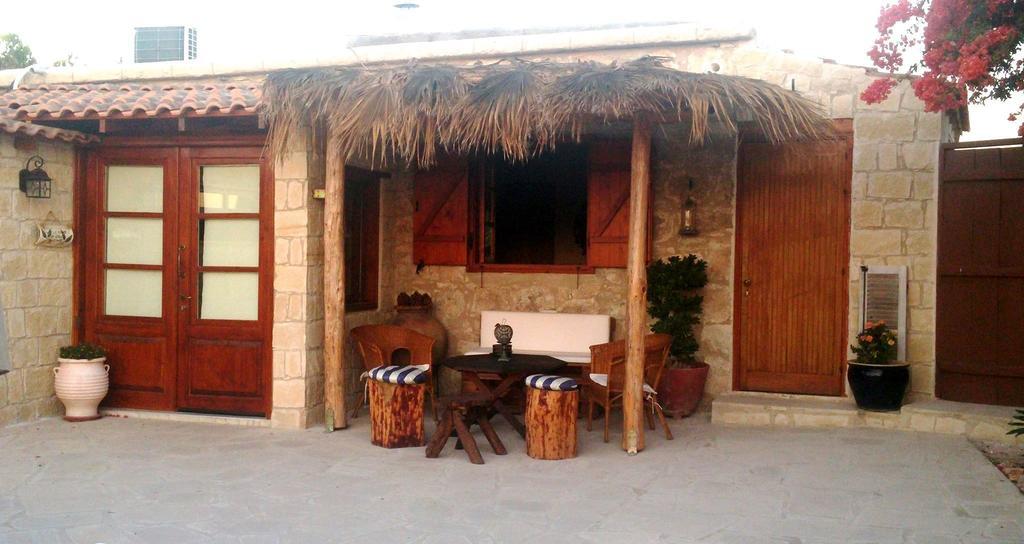 Dom wakacyjny Simona Stone House Polis